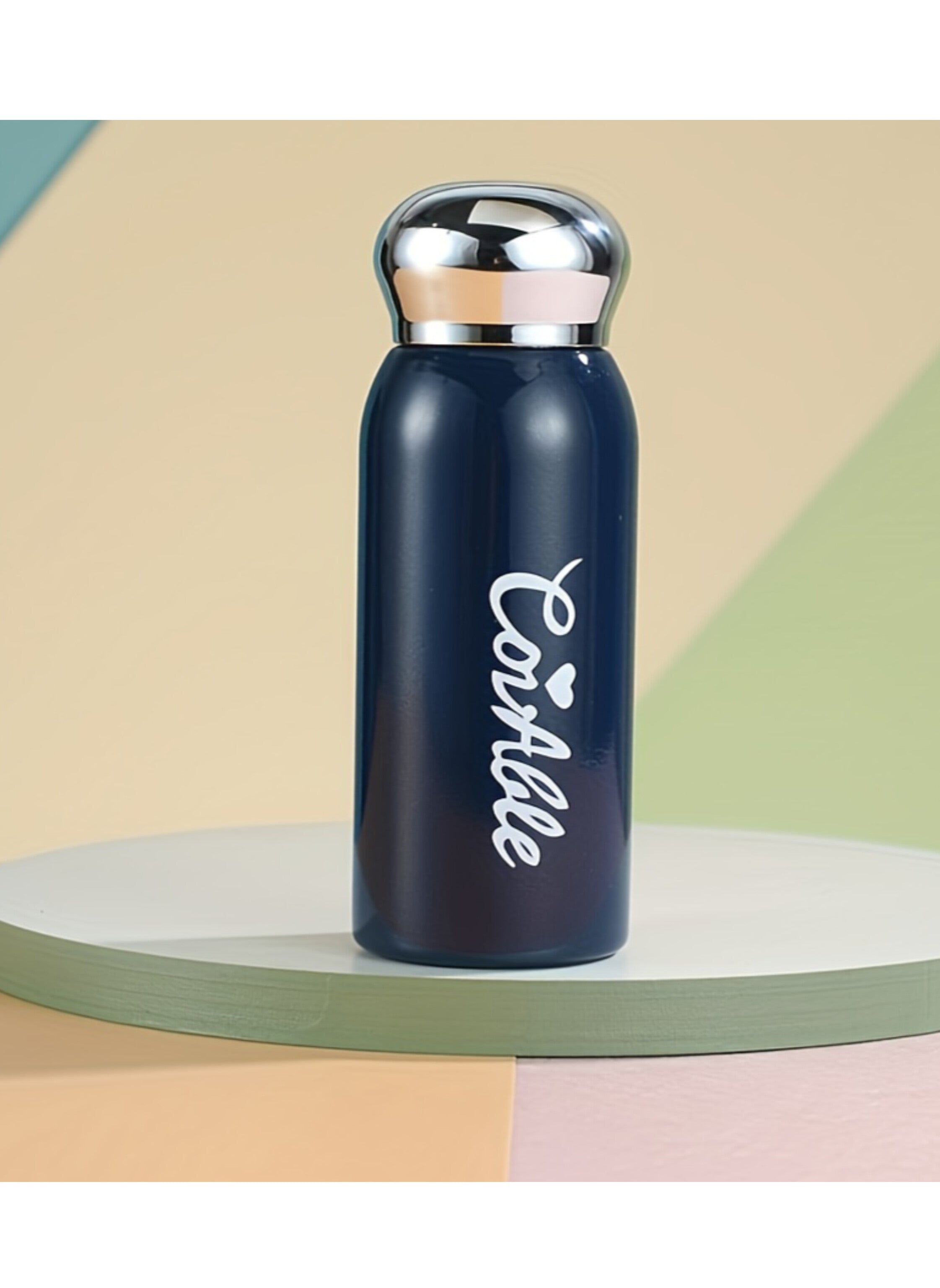 Stainless steel water bottle ideal for hot and cold drinks, blue color