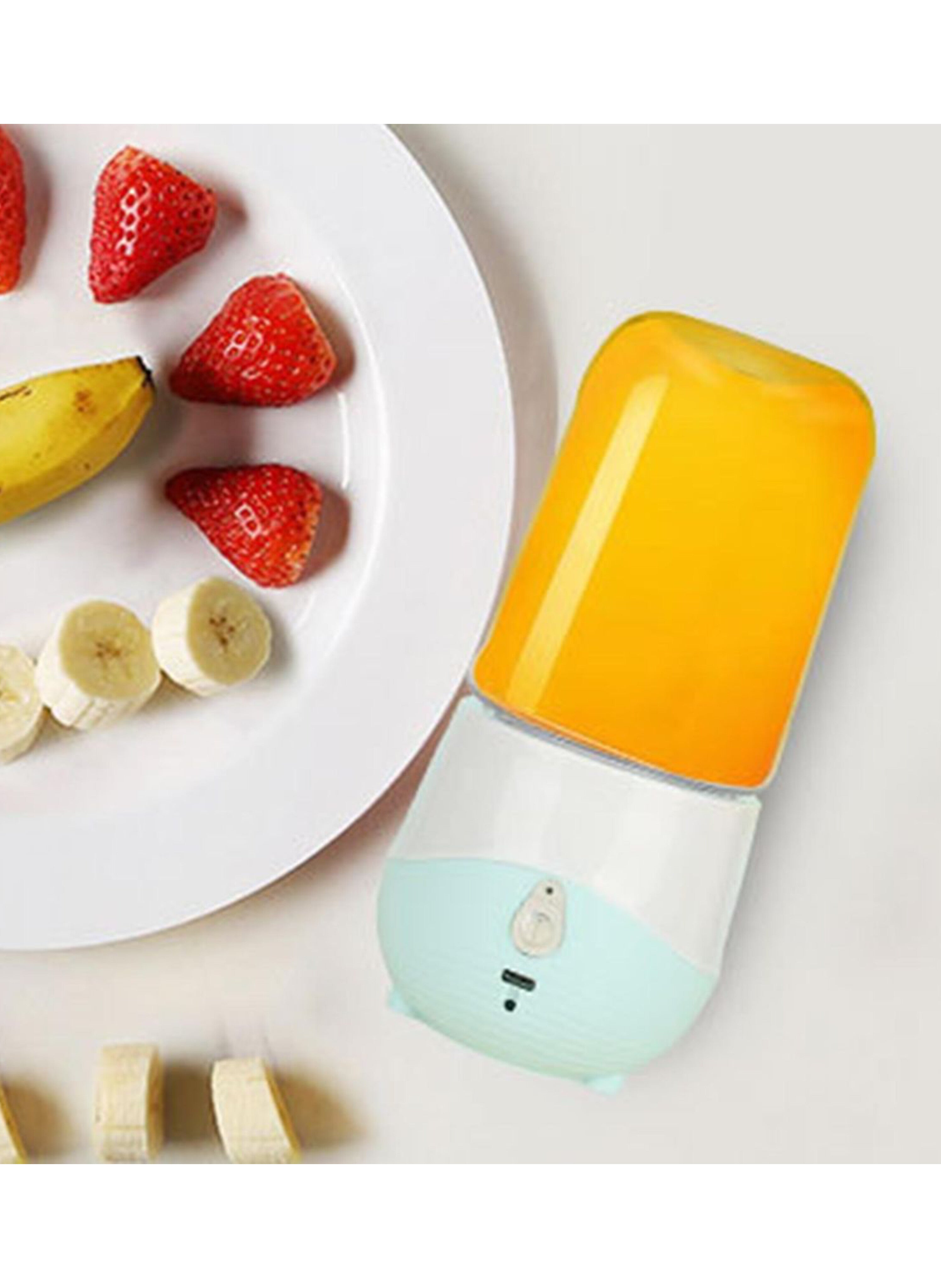 كوب عصارة كهربائي أزرق/أبيض محمول قابل للشحن - خلاط سموذي صغير الحجم بميزة التشغيل بضغطة زر واحدةBlue/White Portable Electric Juicer Cup - Rechargeable Mini Smoothie Blender with Convenient One-Click Start