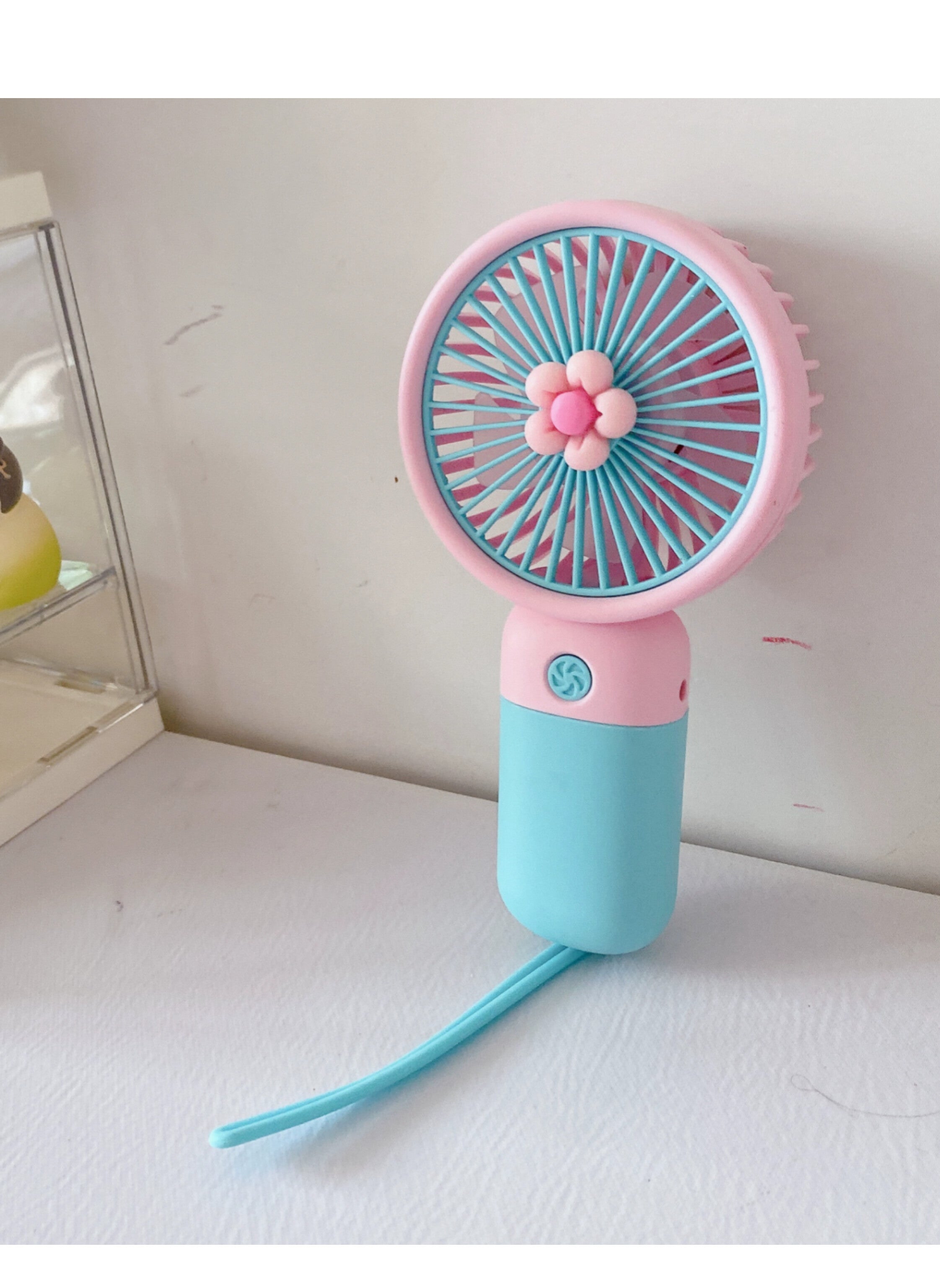 Mini Portable USB Rechargeable Handheld Fan - Instant Cooling for Home, Office, Travel, & Outdoor Activities (Blue Color)مروحة يد صغيرة محمولة قابلة للشحن USB - تبريد فوري للمنزل، المكتب، السفر، والأنشطة الخارجية (لون أزرق)